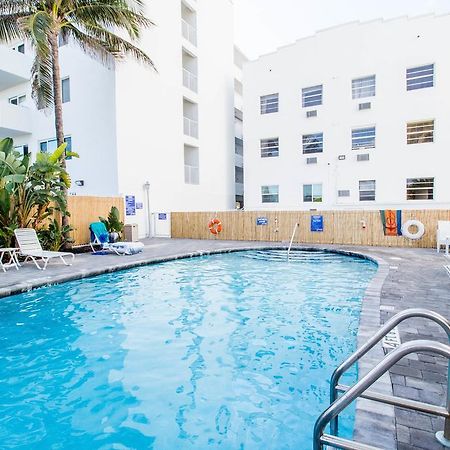 Ocean Walk Apartments Miami Beach Extérieur photo