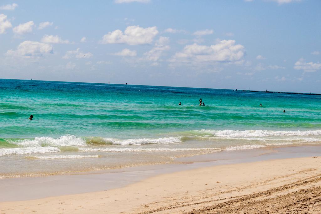 Ocean Walk Apartments Miami Beach Extérieur photo